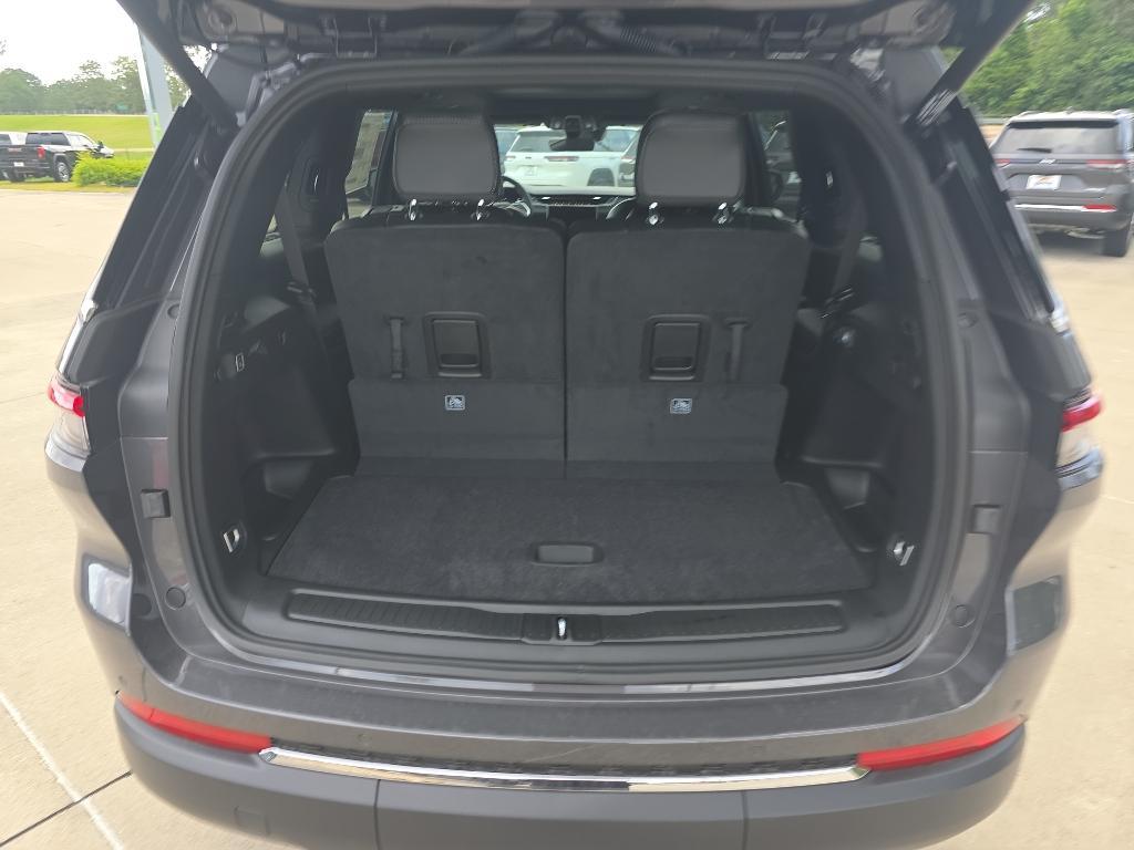 new 2025 Jeep Grand Cherokee L car, priced at $46,110