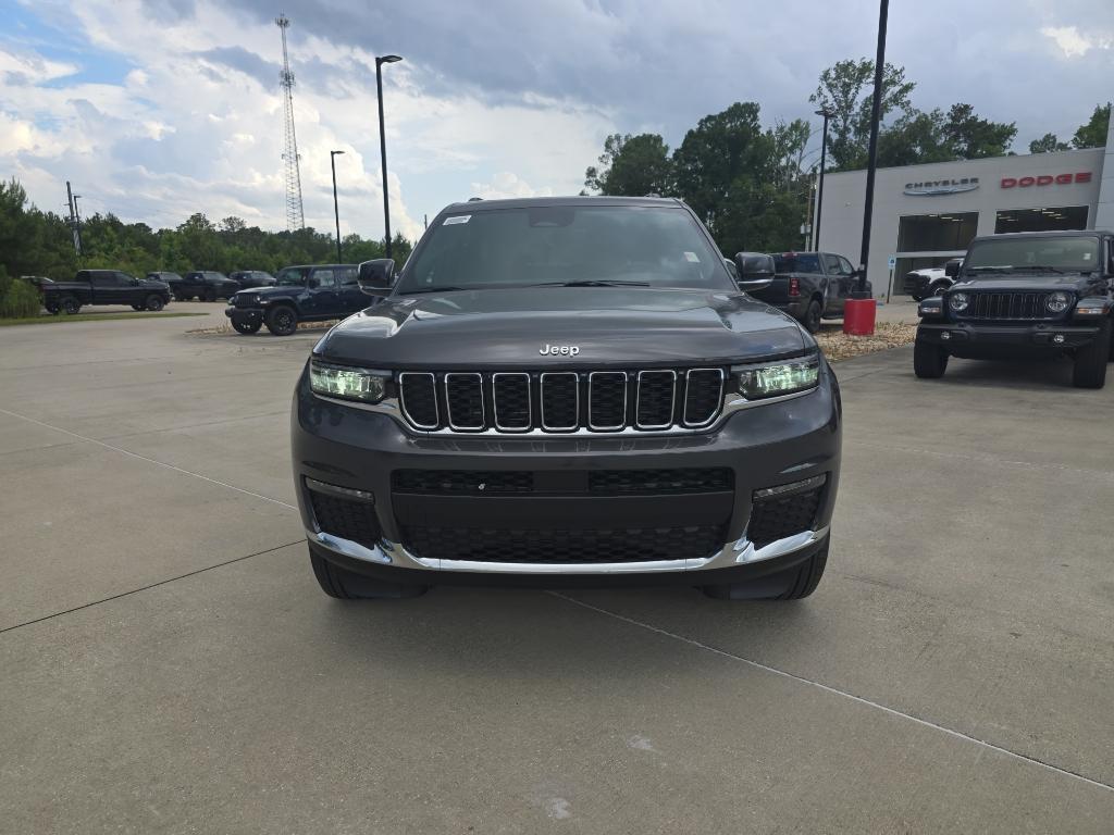 new 2025 Jeep Grand Cherokee L car, priced at $46,110