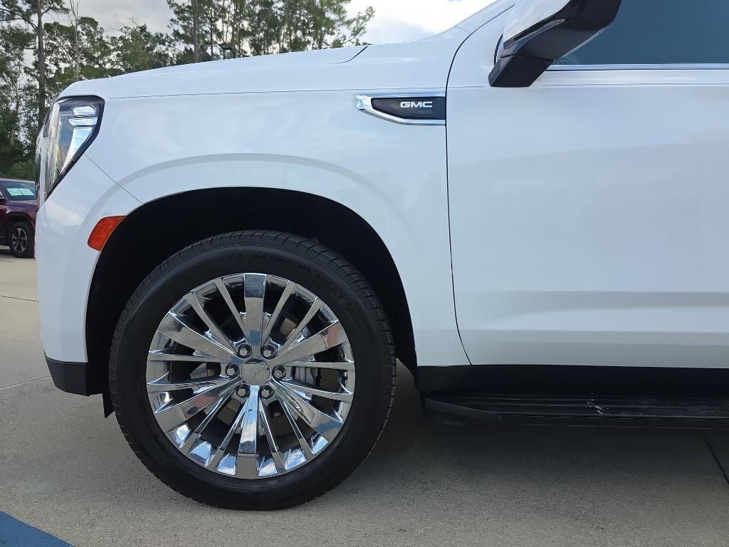 used 2022 GMC Yukon car, priced at $39,997