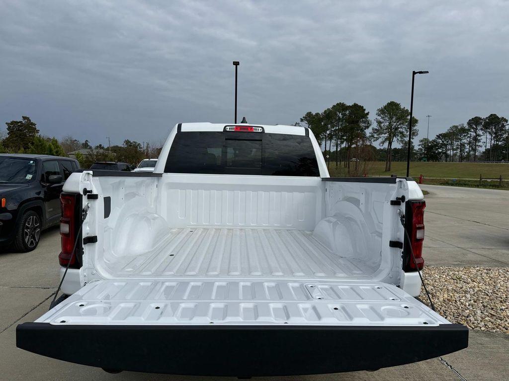 new 2025 Ram 1500 car, priced at $66,610