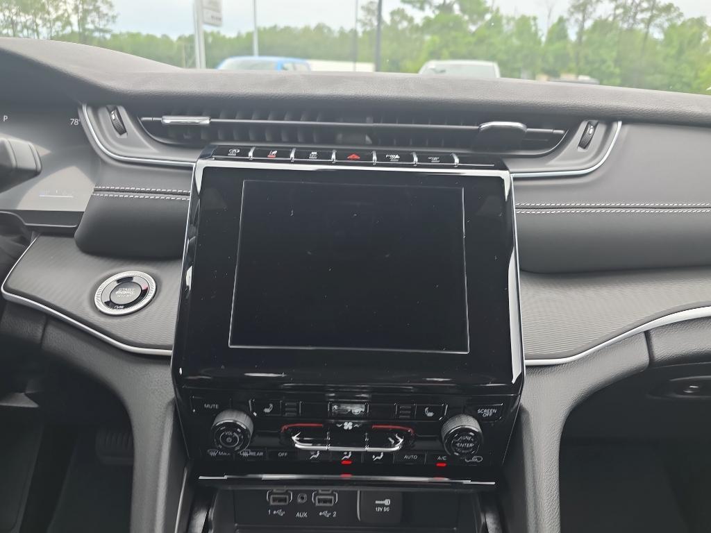 new 2025 Jeep Grand Cherokee L car, priced at $46,415