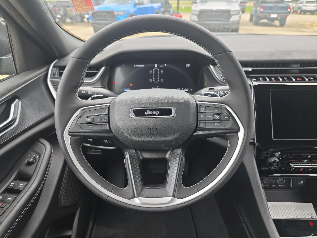 new 2025 Jeep Grand Cherokee L car, priced at $46,415