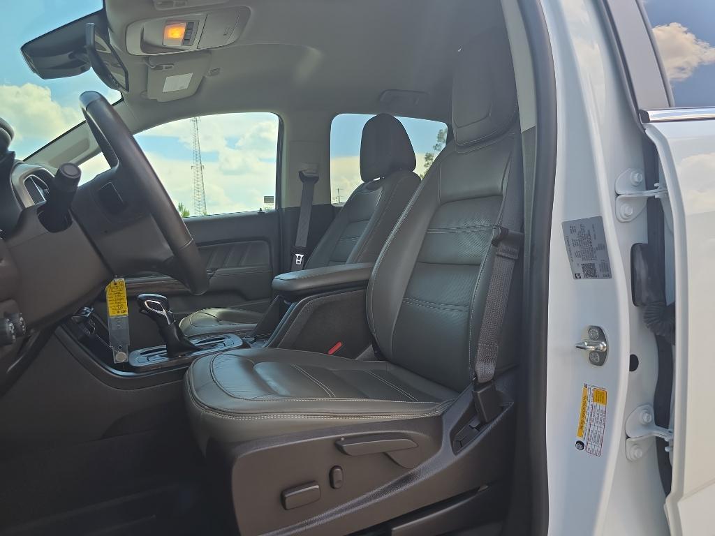 used 2022 GMC Canyon car, priced at $38,997