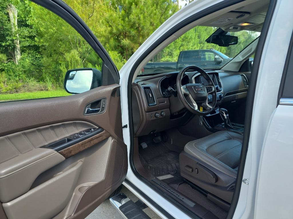 used 2022 GMC Canyon car, priced at $38,997