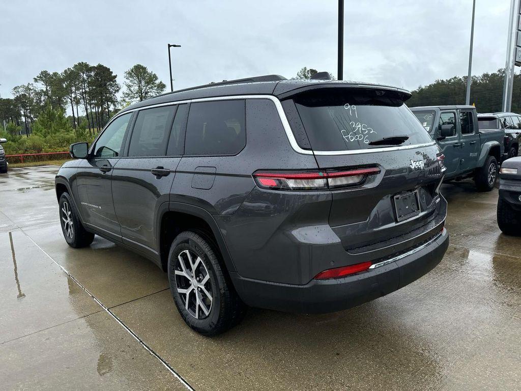 new 2025 Jeep Grand Cherokee L car, priced at $49,096