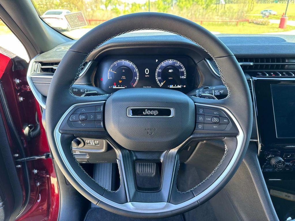 new 2025 Jeep Grand Cherokee L car, priced at $45,252