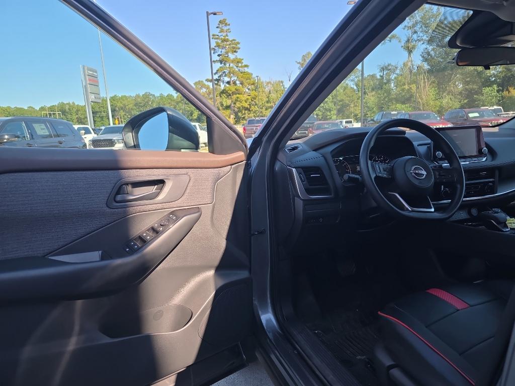 used 2023 Nissan Rogue car, priced at $22,997
