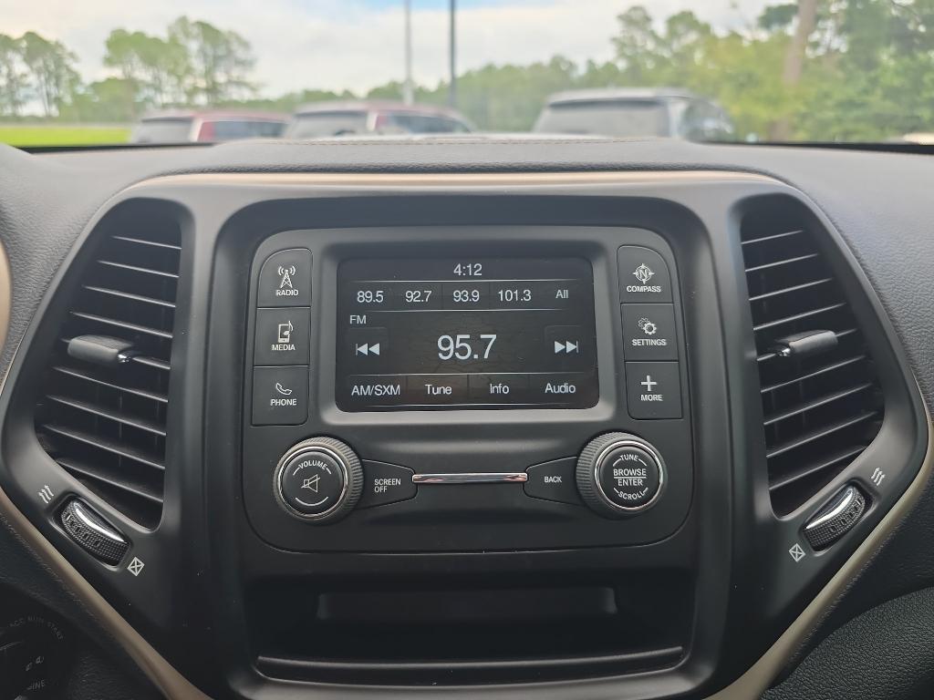 used 2018 Jeep Cherokee car, priced at $16,377