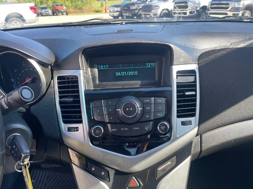 used 2014 Chevrolet Cruze car, priced at $7,997