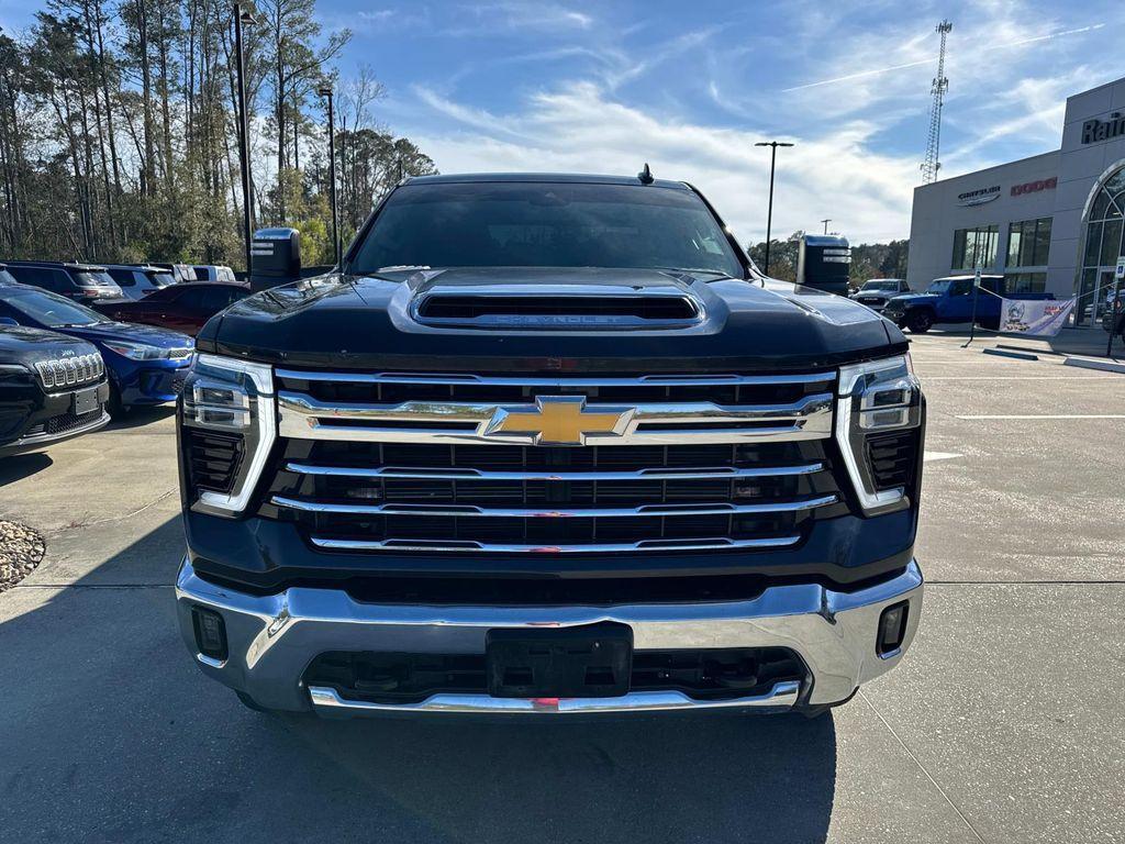 used 2024 Chevrolet Silverado 2500 car, priced at $59,995