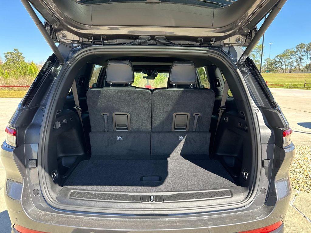new 2025 Jeep Grand Cherokee L car, priced at $43,225