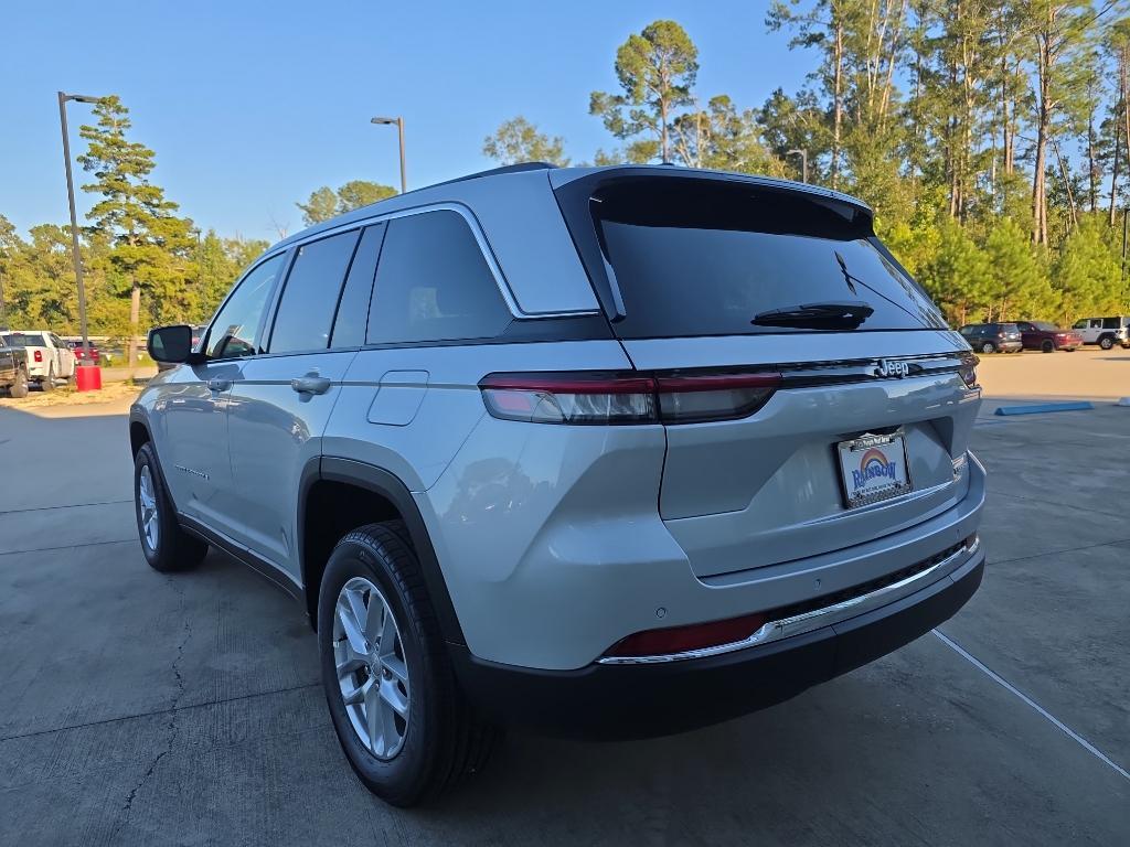new 2025 Jeep Grand Cherokee car, priced at $39,165