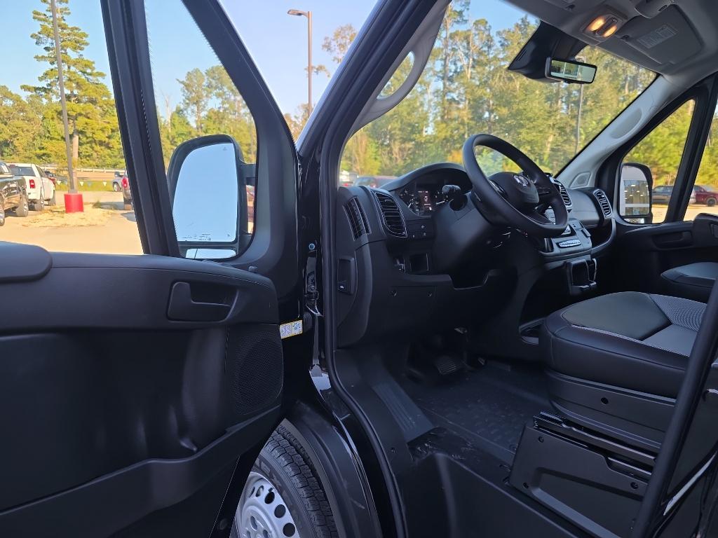 new 2025 Ram ProMaster 2500 car, priced at $49,645