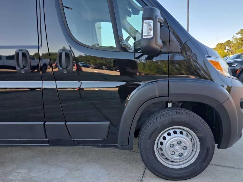 new 2025 Ram ProMaster 2500 car, priced at $49,645