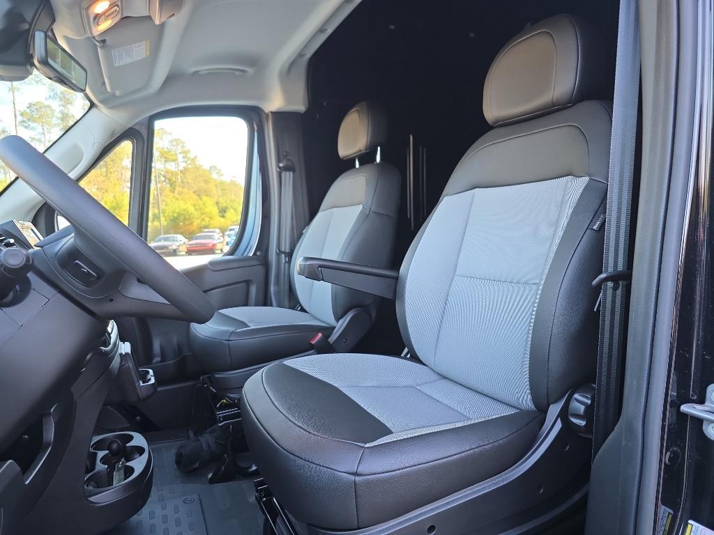 new 2025 Ram ProMaster 2500 car, priced at $49,645