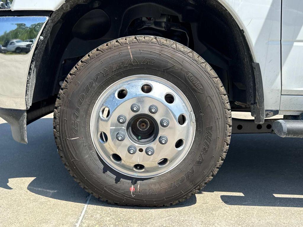 new 2025 Ram 3500 car, priced at $66,175