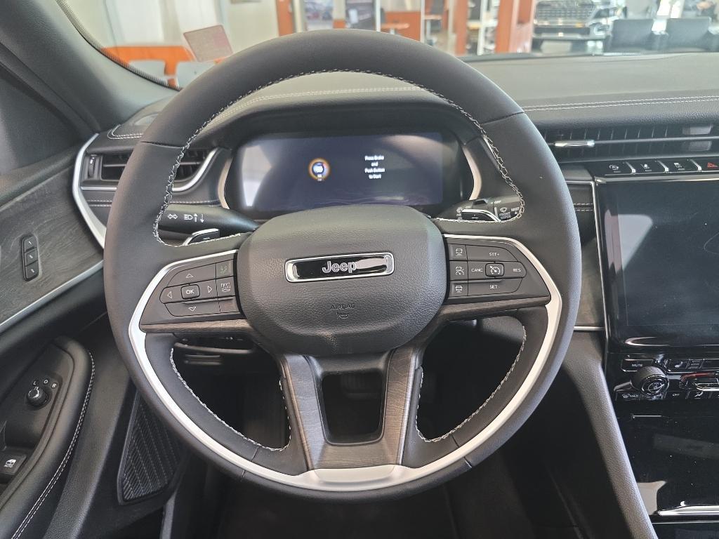 new 2025 Jeep Grand Cherokee L car, priced at $44,015