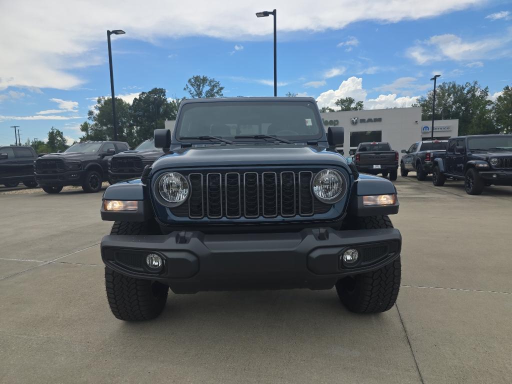new 2025 Jeep Gladiator car, priced at $40,675