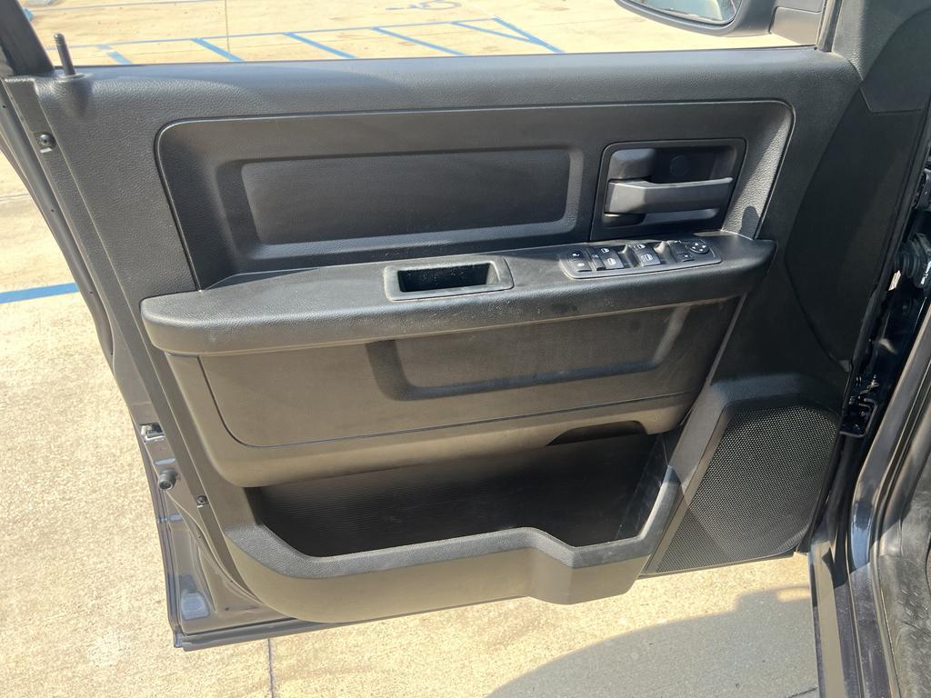 used 2019 Ram 1500 Classic car, priced at $17,947