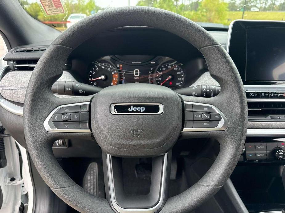 new 2025 Jeep Compass car, priced at $24,995