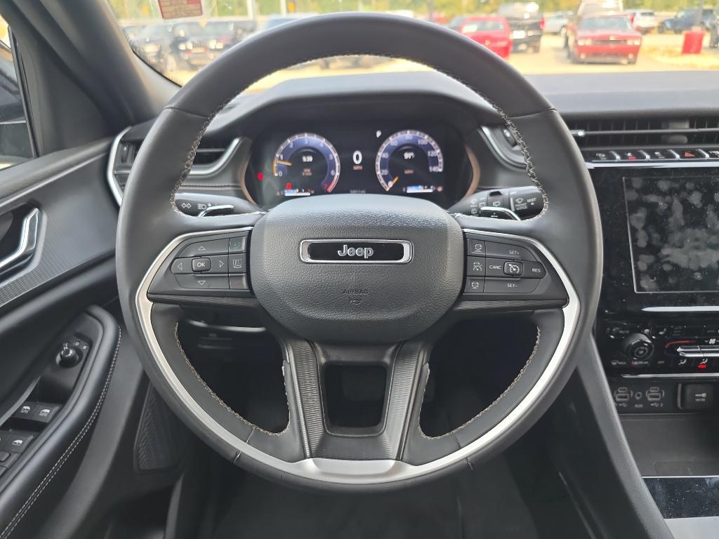 used 2024 Jeep Grand Cherokee L car, priced at $28,897