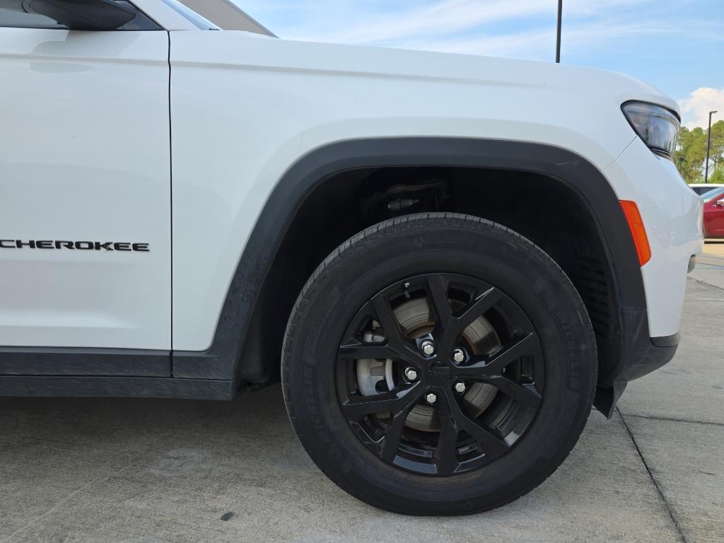 used 2024 Jeep Grand Cherokee L car, priced at $28,897