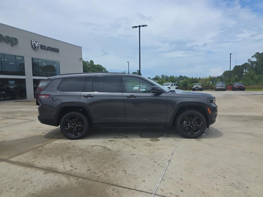 new 2025 Jeep Grand Cherokee L car, priced at $46,515