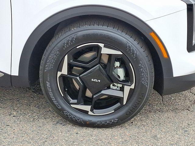 new 2026 Kia Sportage car, priced at $32,276