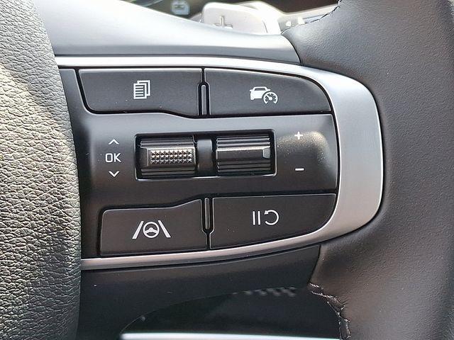 new 2025 Kia Sportage Hybrid car, priced at $35,180