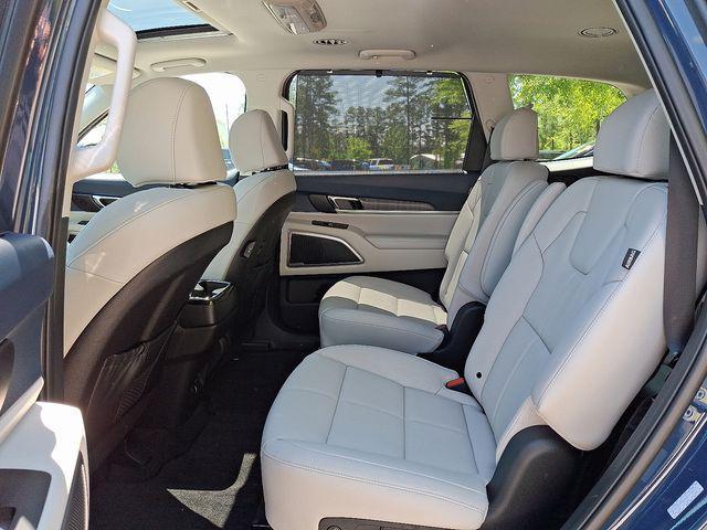 new 2025 Kia Telluride car, priced at $44,085