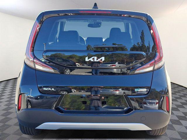 new 2025 Kia Soul car, priced at $25,643