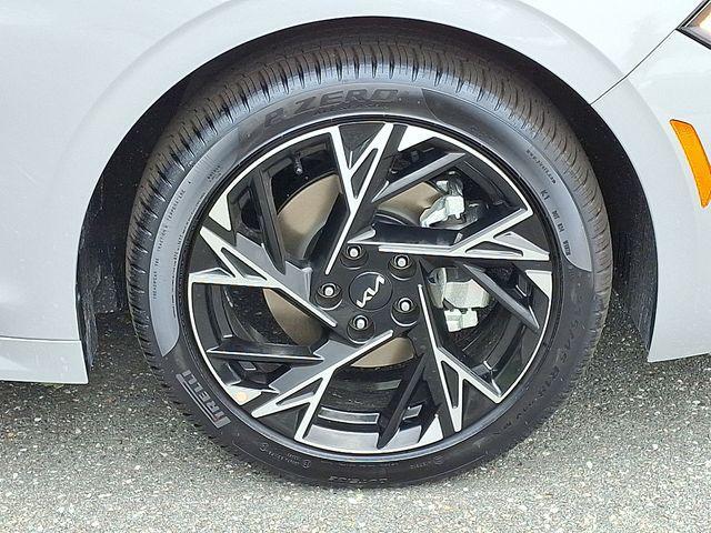 new 2025 Kia K5 car, priced at $31,107