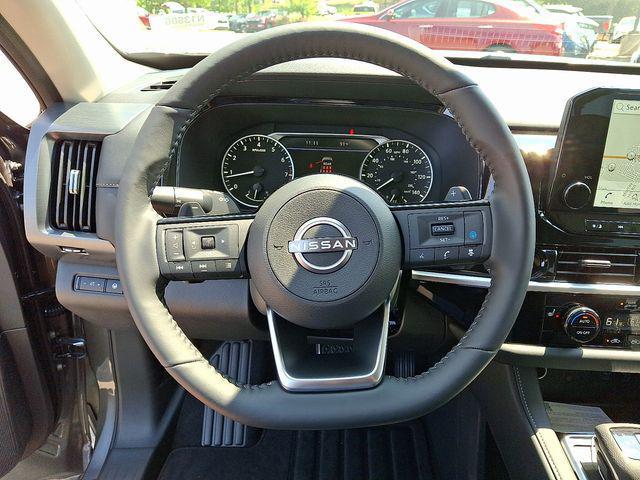new 2025 Nissan Pathfinder car, priced at $44,034