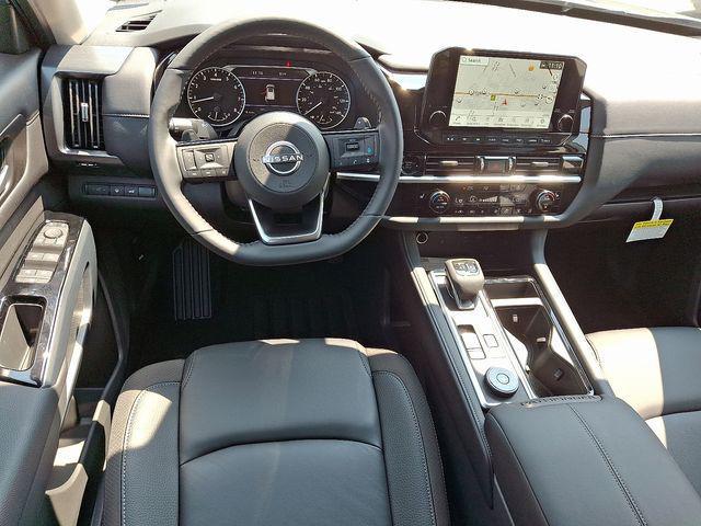 new 2025 Nissan Pathfinder car, priced at $44,034