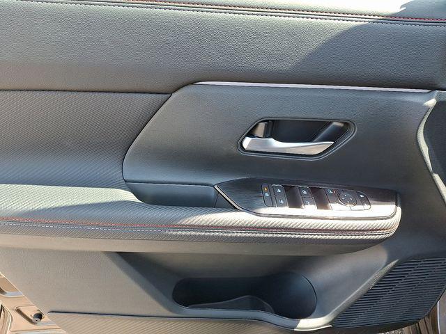 new 2025 Nissan Kicks car, priced at $25,579