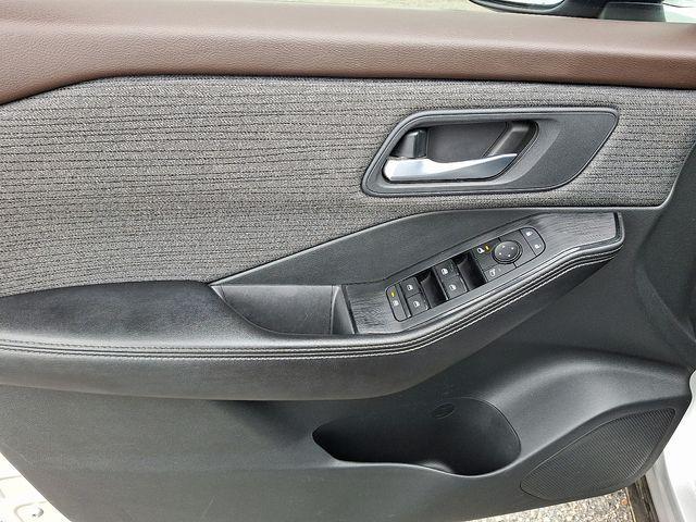 used 2021 Nissan Rogue car, priced at $18,900