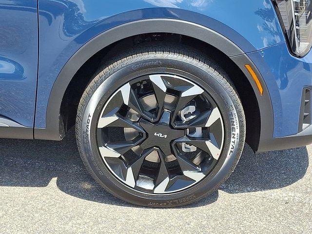 new 2025 Kia Sorento car, priced at $36,625