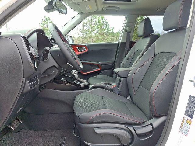 new 2025 Kia Soul car, priced at $25,163