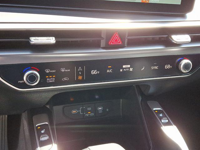 new 2025 Kia Sorento car, priced at $34,817