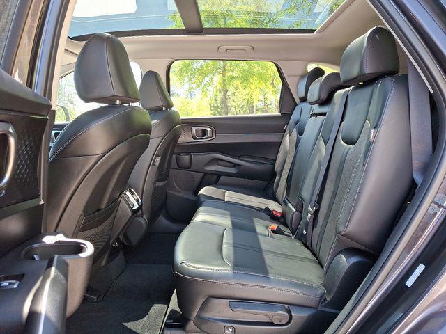 new 2025 Kia Sorento car, priced at $34,817