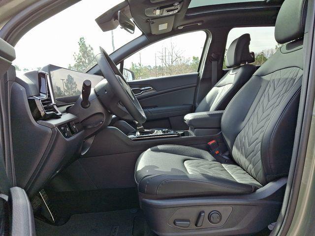 new 2025 Kia Sportage car, priced at $34,667