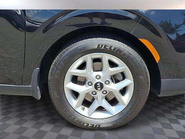 used 2021 Kia Soul car, priced at $13,684