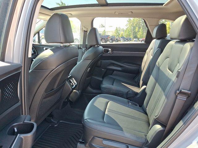 new 2026 Kia Sorento car, priced at $38,370