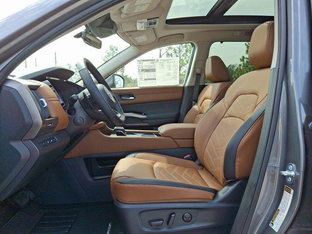 new 2025 Nissan Pathfinder car, priced at $49,390