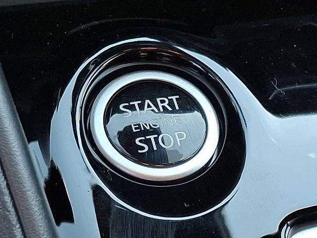 new 2025 Nissan Versa car, priced at $21,465