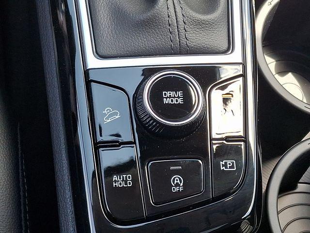 new 2025 Kia Sportage car, priced at $33,847