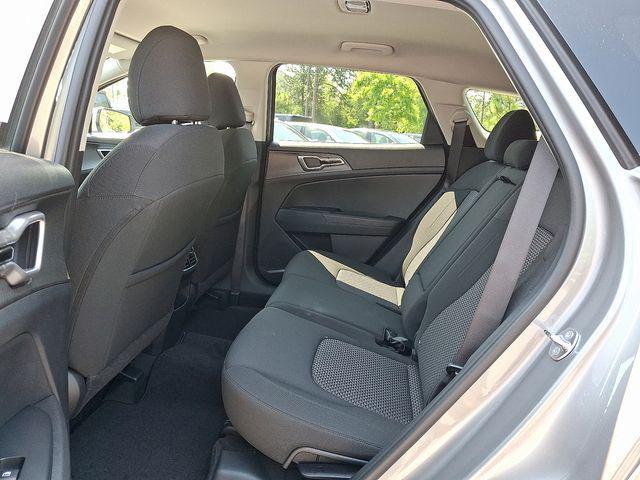 new 2025 Kia Sportage car, priced at $27,547