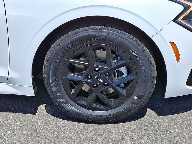 new 2025 Kia K5 car, priced at $26,593