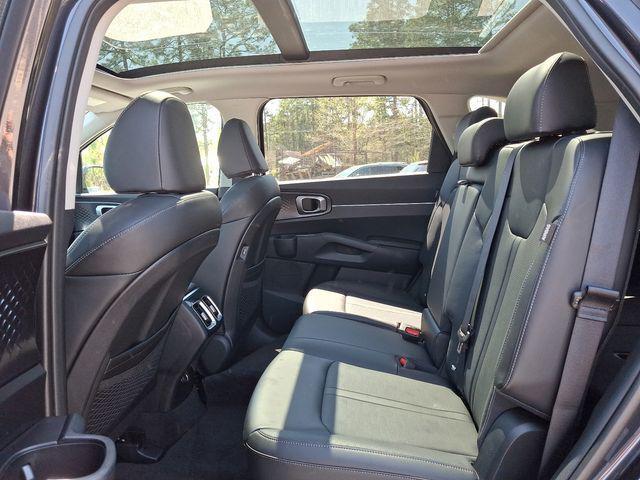 new 2025 Kia Sorento car, priced at $34,817