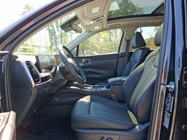 new 2025 Kia Sorento car, priced at $34,817